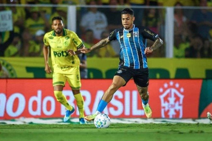 Grêmio garante empate suado contra Mirassol no duelo de ida da Copa do Brasil