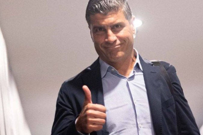 Pedro Emanuel transforma o Vasco com invencibilidade e estilo de jogo renovado