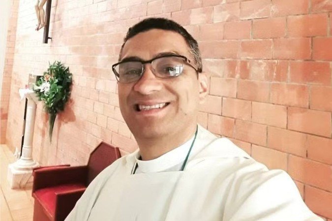 Padre brasileiro Ronaldo celebra casamento de Cristiano Ronaldo e Georgina Rodríguez