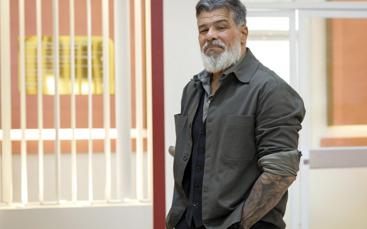 Maurício Mattar retorna às novelas da Globo e surpreende fãs aos 62 anos