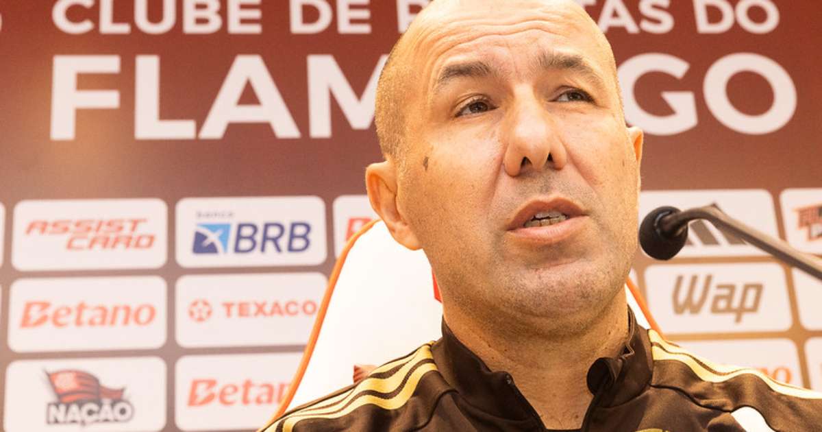 Leonardo Jardim responde críticas da torcida do Cruzeiro após derrota na Libertadores