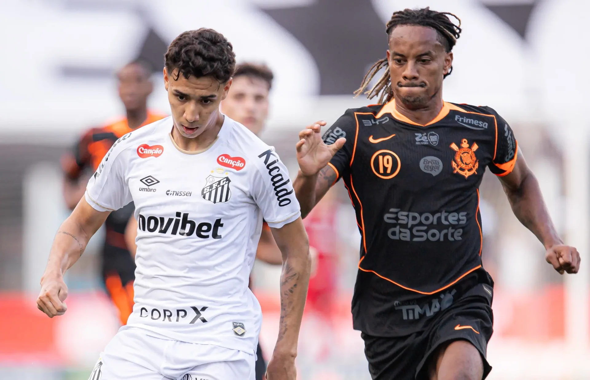Corinthians e Santos se enfrentam na Neo Química Arena pela 25ª rodada do Brasileirão