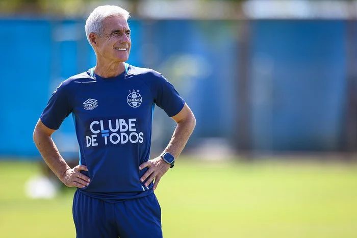 Grêmio sofre nova derrota e vê pressão aumentar no Brasileirão 2026