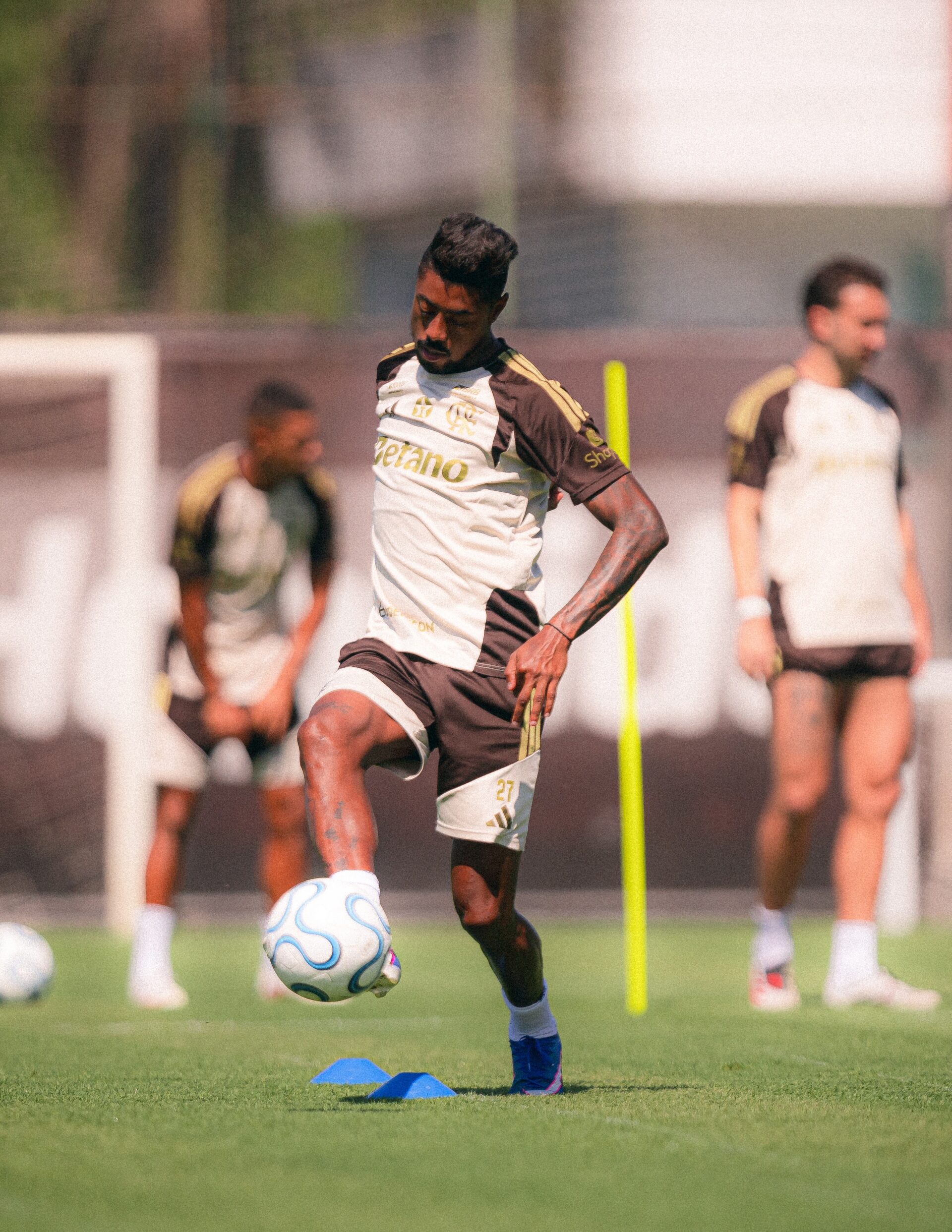 Flamengo pode ter Bruno Henrique e Everton Cebolinha de volta para duelo decisivo na Libertadores