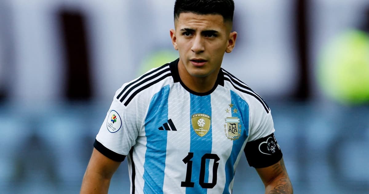 Flamengo avança nas conversas por Thiago Almada, mas decisão ainda está longe
