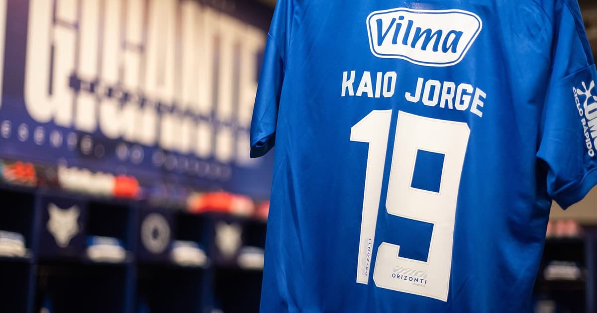 Artur Jorge confirma escalações de Cruzeiro e Atlético-MG para clássico no Mineirão