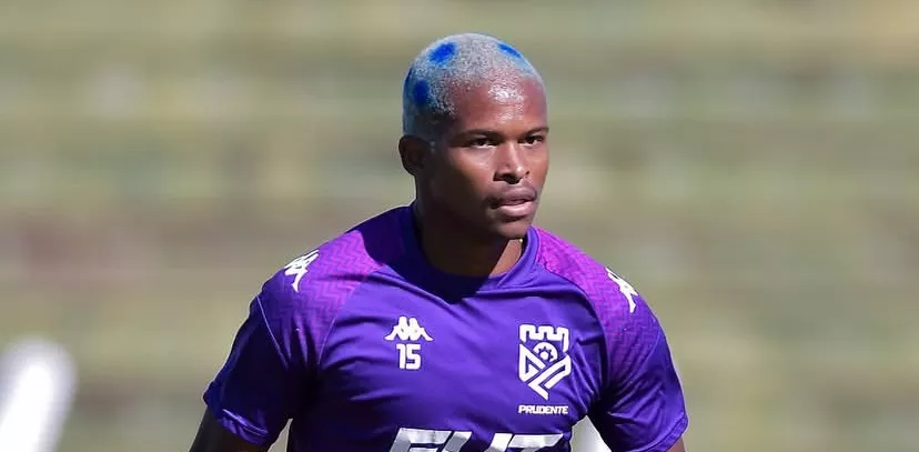 Marília oficializa contratação do volante Derick para reforçar time na Copa Paulista