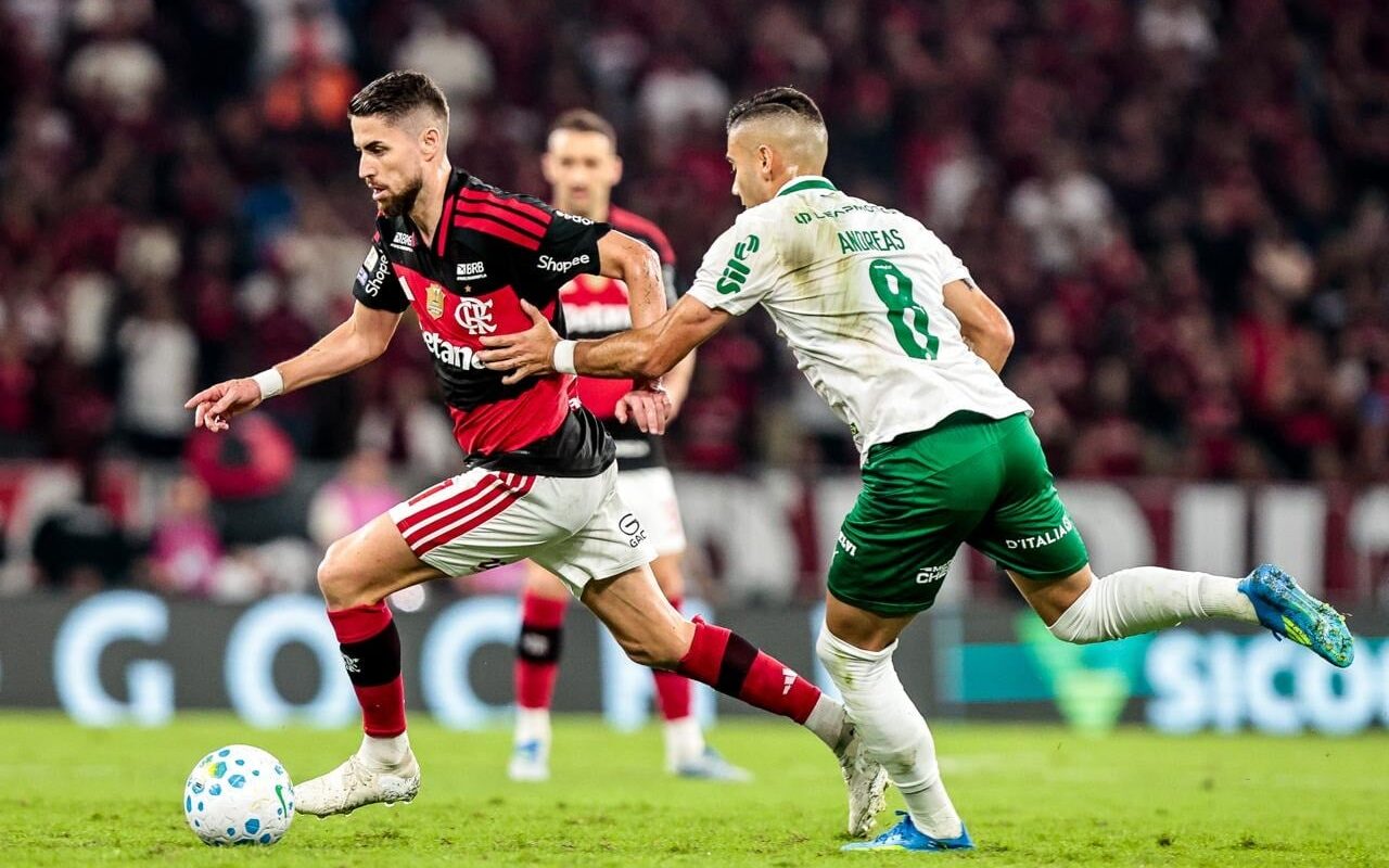 Clássico Nacional: Flamengo e Palmeiras fazem jogo histórico com virada emocionante