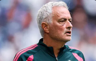 José Mourinho mantém confiança mesmo com escolha de Rodri pelo Barcelona