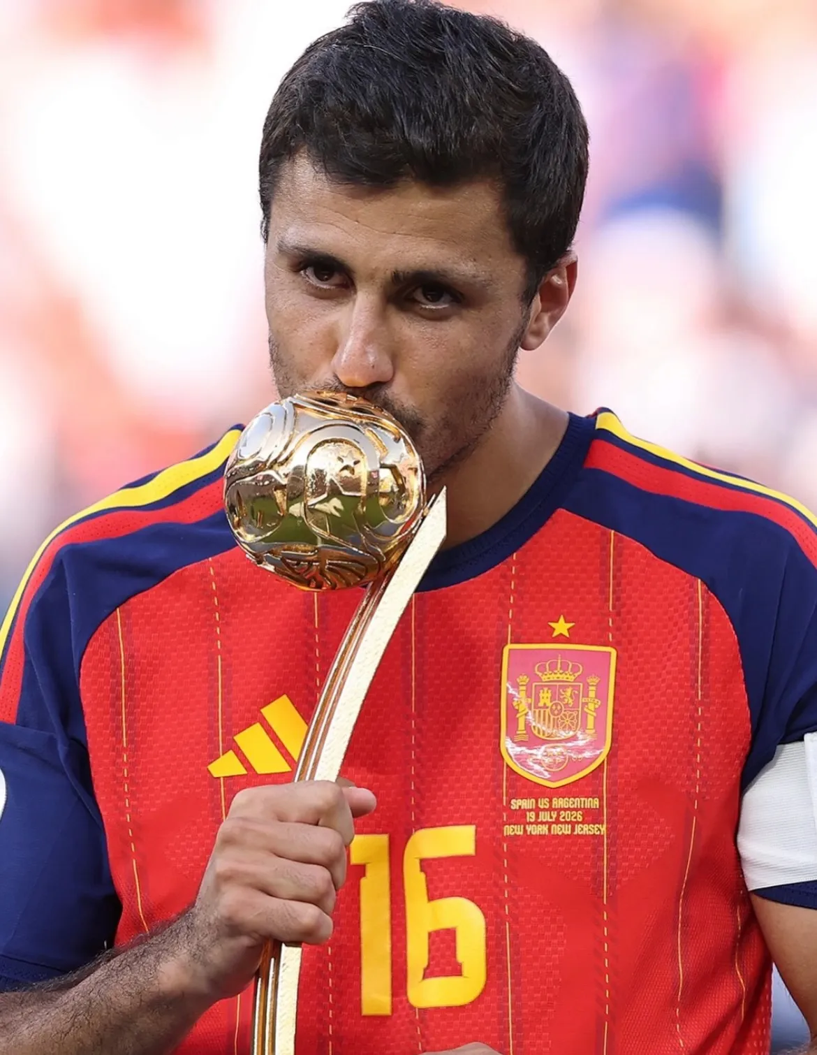 Rodri chega a Barcelona após brilhar na Copa do Mundo de 2026
