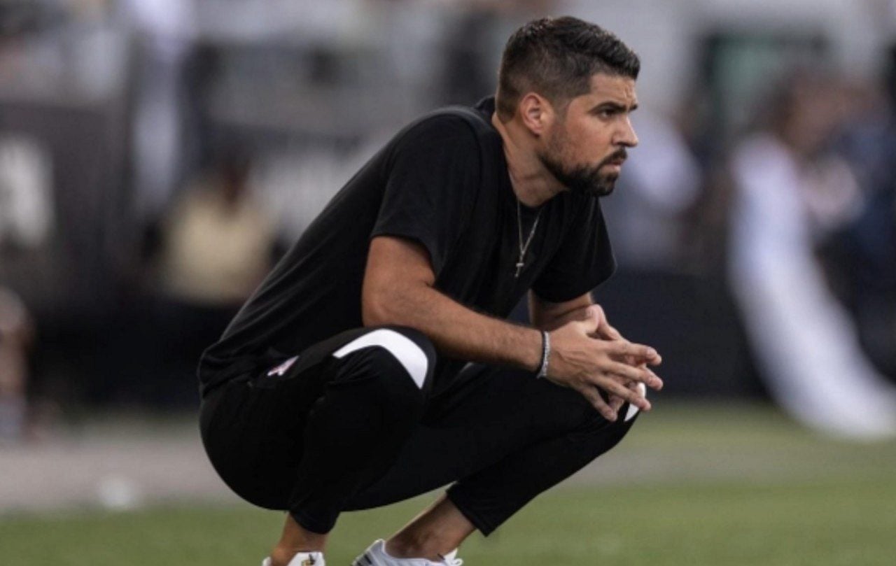 Por que alguns técnicos de futebol duram pouco nos clubes brasileiros? Entenda o que diz a pesquisa