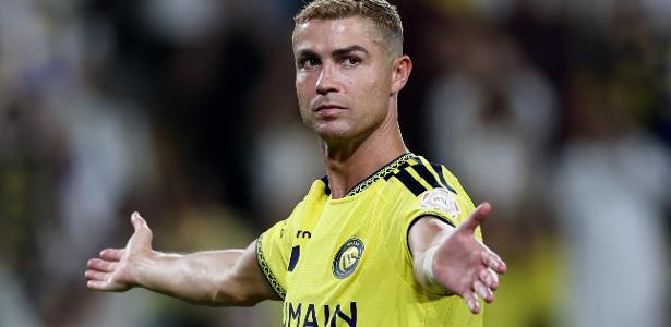 Cristiano Ronaldo alcança 978 gols e garante virada do Al-Nassr contra Al-Taawoun
