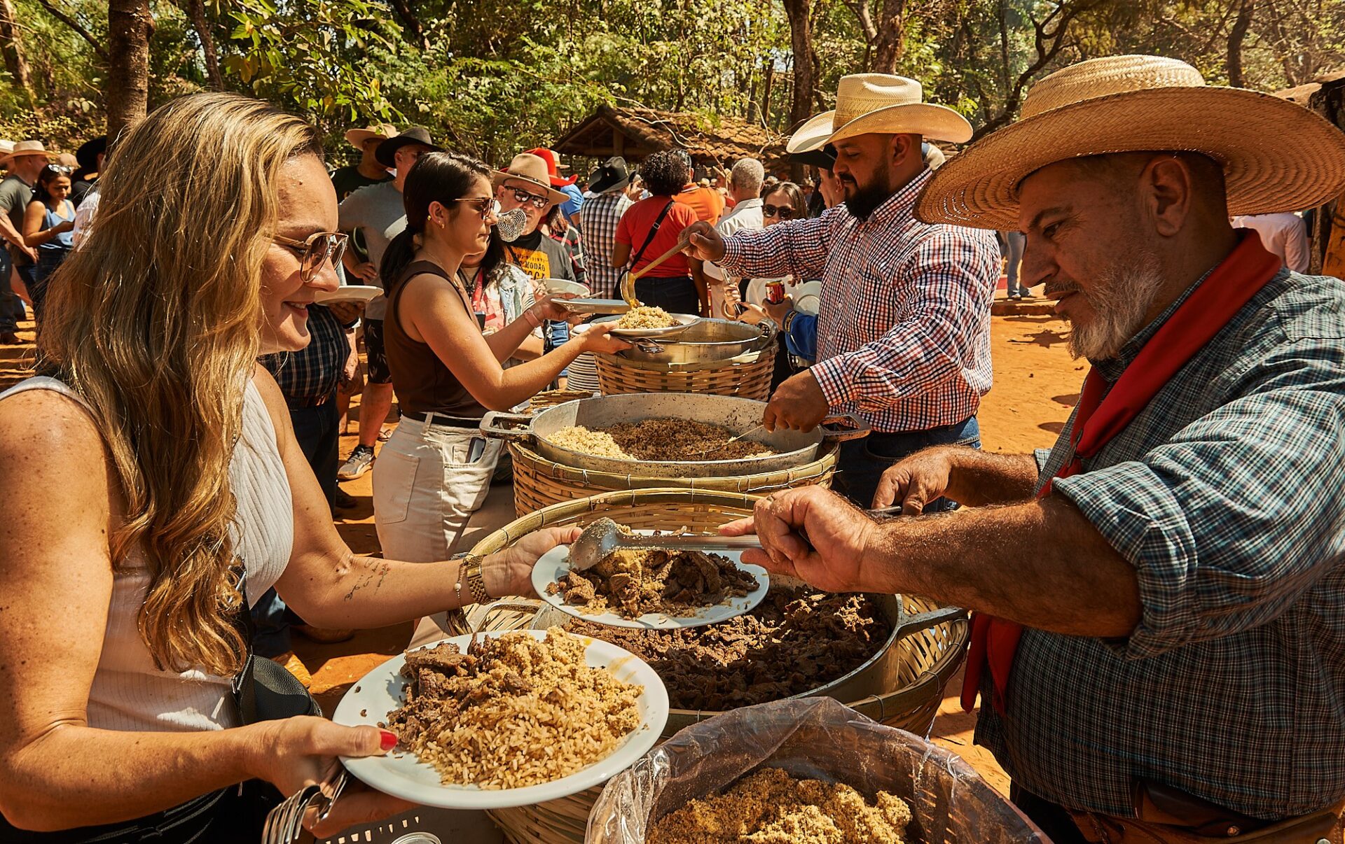 Festa do Peão de Barretos 2025 encerra com finais emocionantes e tradicional Queima do Alho
