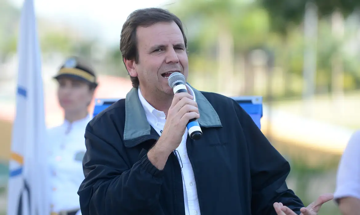 Eduardo Paes dispara na liderança para o governo do Rio com 41% das intenções de voto