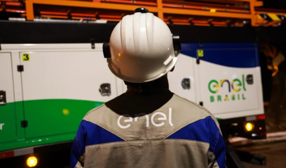 Enel enfrenta instabilidade nos canais digitais após temporal em São Paulo