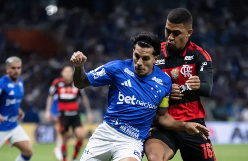 Flamengo tropeça e Cruzeiro vira jogo na abertura da 24ª rodada do Brasileirão