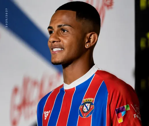 São Bernardo oficializa venda de Gustavo Mendes para clube português Felgueiras
