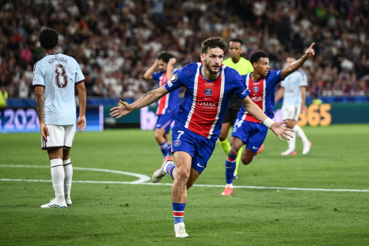 PSG e Lens duelam na Supercopa da França: quem vai conquistar a glória?