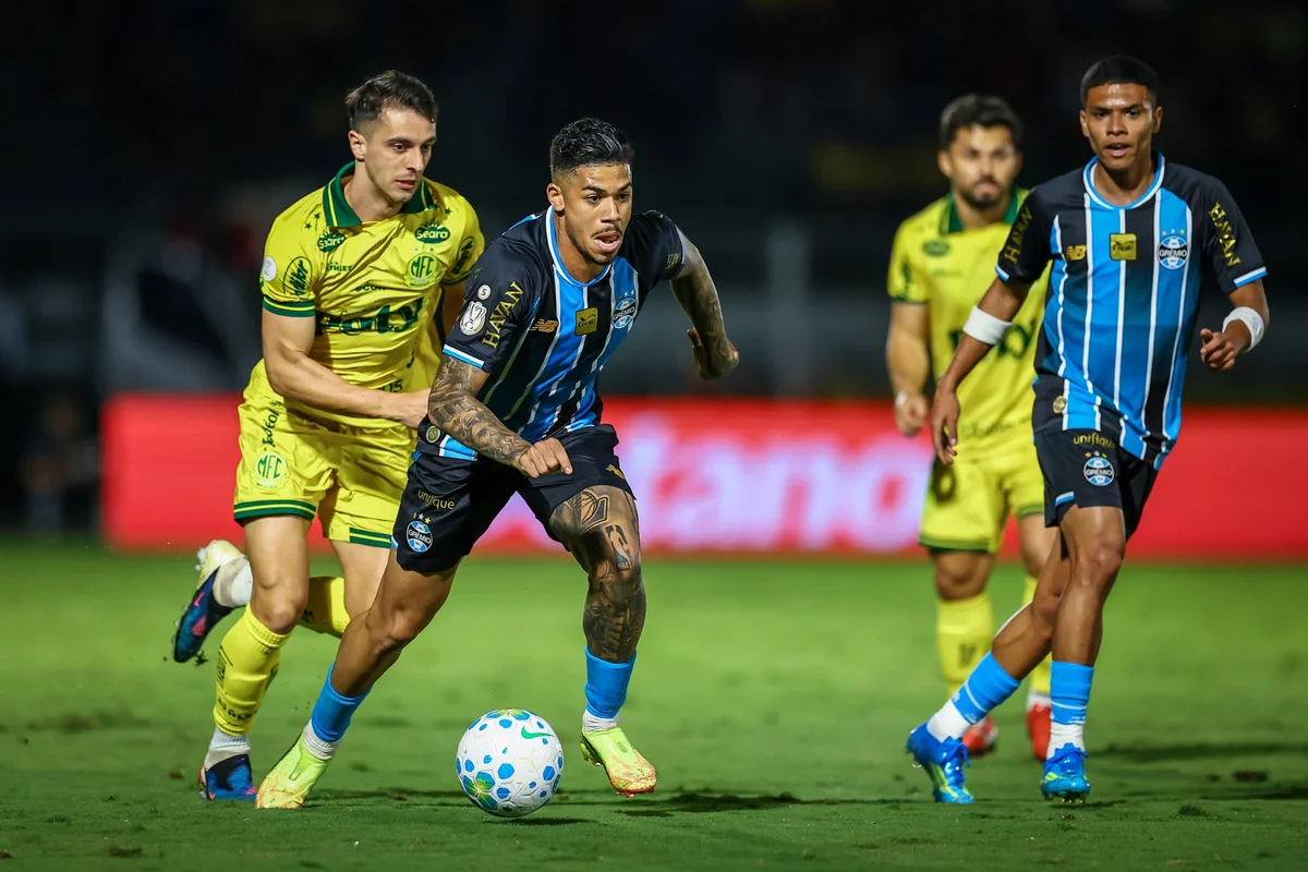 Grêmio e Mirassol duelam com tudo na Arena em busca da vaga nas quartas da Copa do Brasil