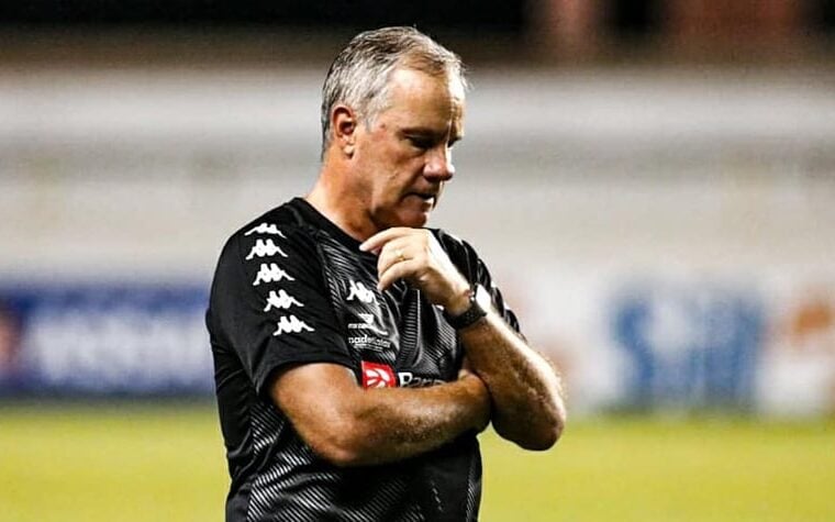 Paulo Bonamigo desiste de assumir coordenação técnica no Botafogo por pressão da torcida