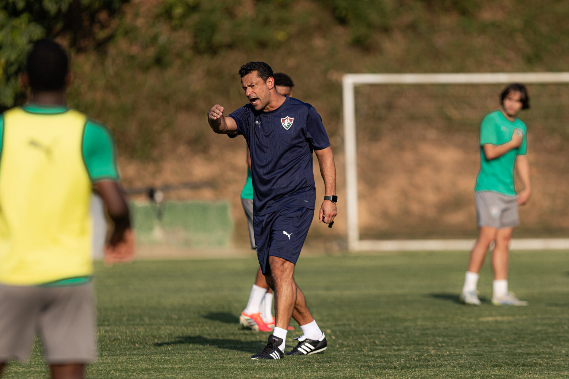 Fred assume o comando do Fluminense e inicia nova fase no CT de Xerém