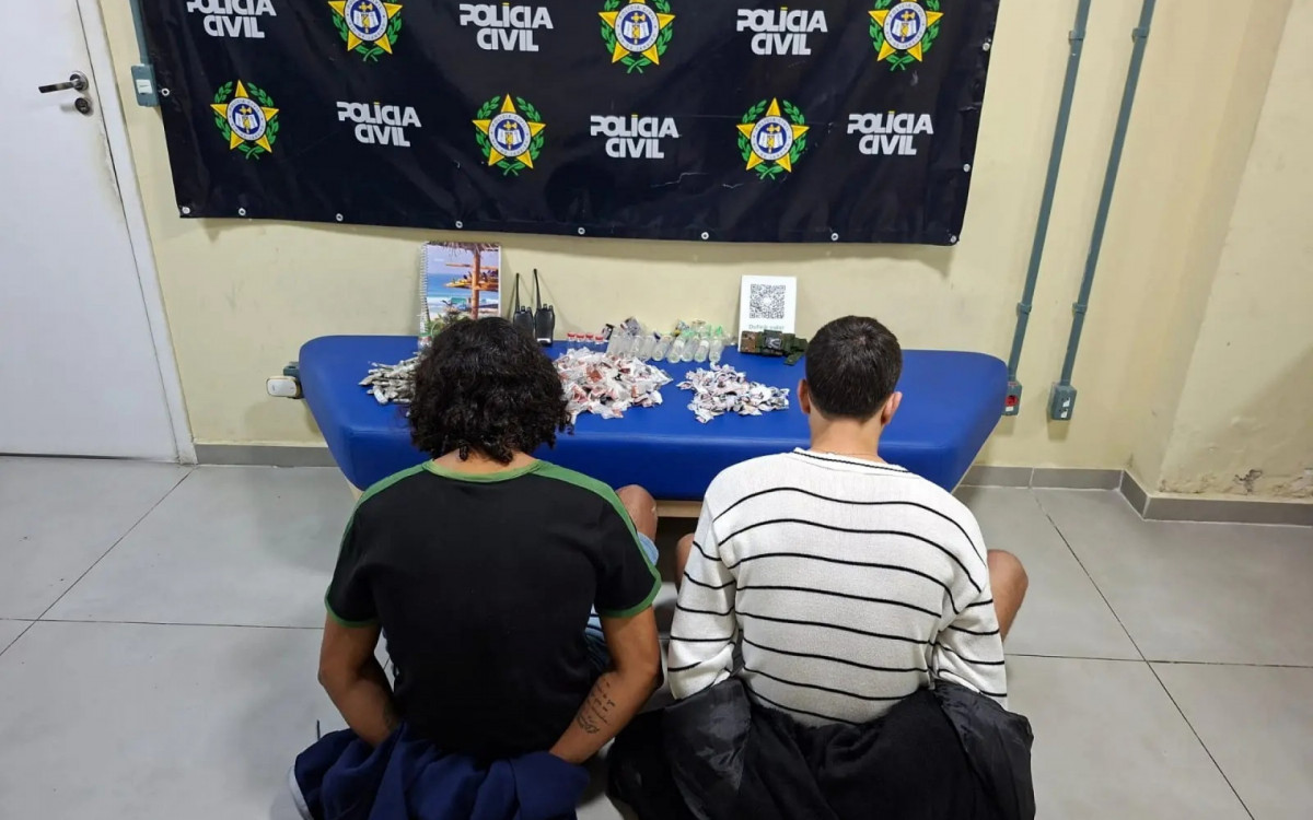 Polícia Civil prende dois suspeitos em operação na Comunidade do Três Campos, São Gonçalo