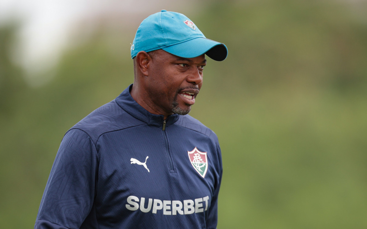 Marcão investe na base do Fluminense durante pausa da Data Fifa e reforça elenco