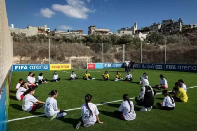 Fifa Arena inaugura minicampos na Palestina e transforma o futebol local