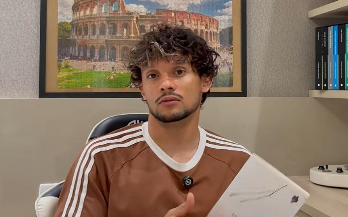 Gustavo Scarpa surpreende ao compartilhar reflexão literária nas redes sociais