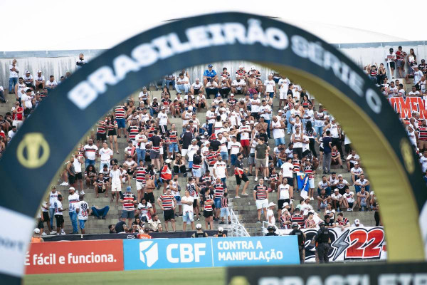 Santa Cruz se posiciona contra torcida única em jogos decisivos contra Botafogo-PB – imagem do artigo