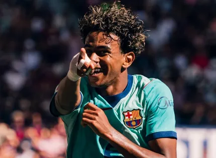 Barcelona mantém invencibilidade na La Liga com vitória emocionante sobre o Levante