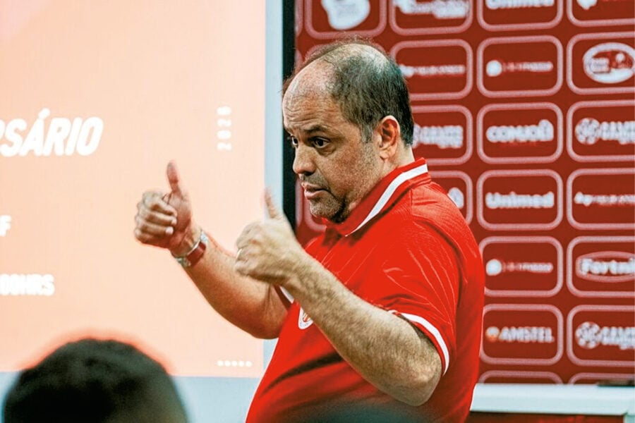 América-MG prepara mudanças no comando da SAF e já sente impactos no futebol