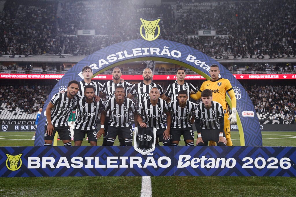 Ex-jogador do futebol brasileiro pode voltar à Europa em clube histórico