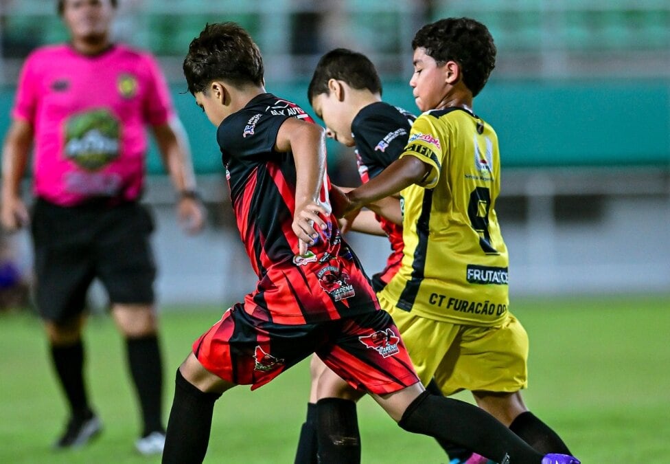 Acre Cup 2026: Torneio de futebol de base começa com emoção na Arena da Floresta