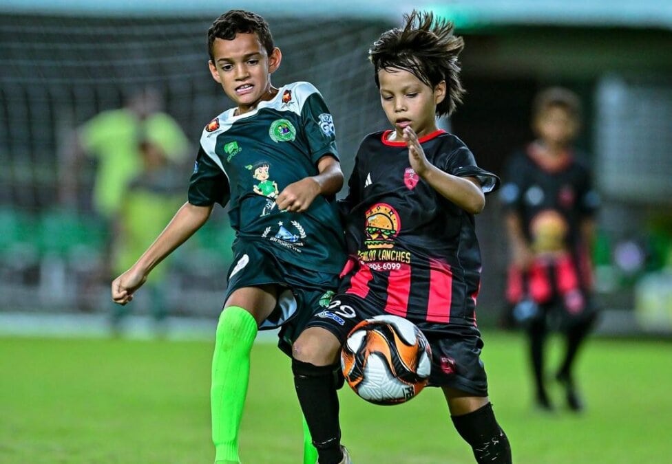 Acre Cup 2026 define finais e reúne mais de mil jovens talentos no futebol de base