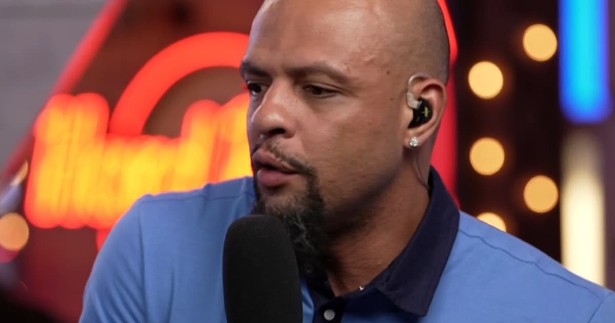 Felipe Melo analisa comportamento de Memphis Depay e Gabigol após eliminações de Corinthians e Santos – imagem do artigo
