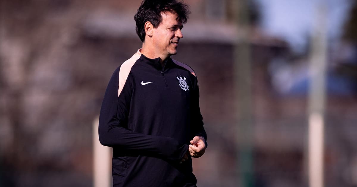 Fernando Diniz permanece no Corinthians após decisão unânime da diretoria e jogadores