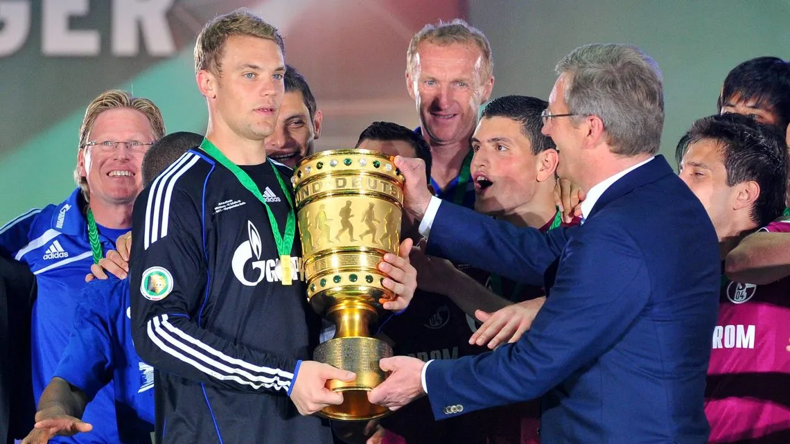 Manuel Neuer volta à Veltins-Arena para reencontro emocionante com o Schalke 04