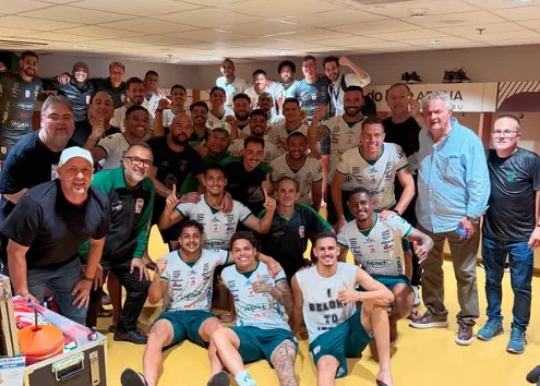Futebol Brasileiro agita segunda-feira com jogos eletrizantes e resultados surpreendentes