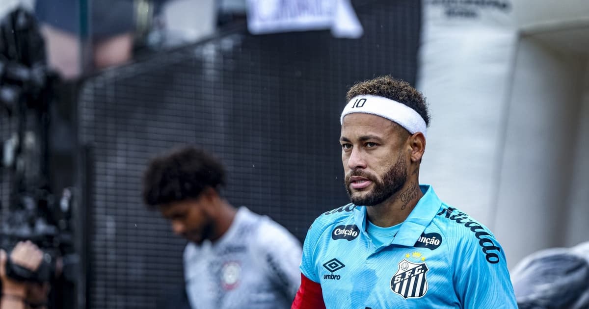Neymar responde Vampeta após críticas sobre cartões no Brasileirão