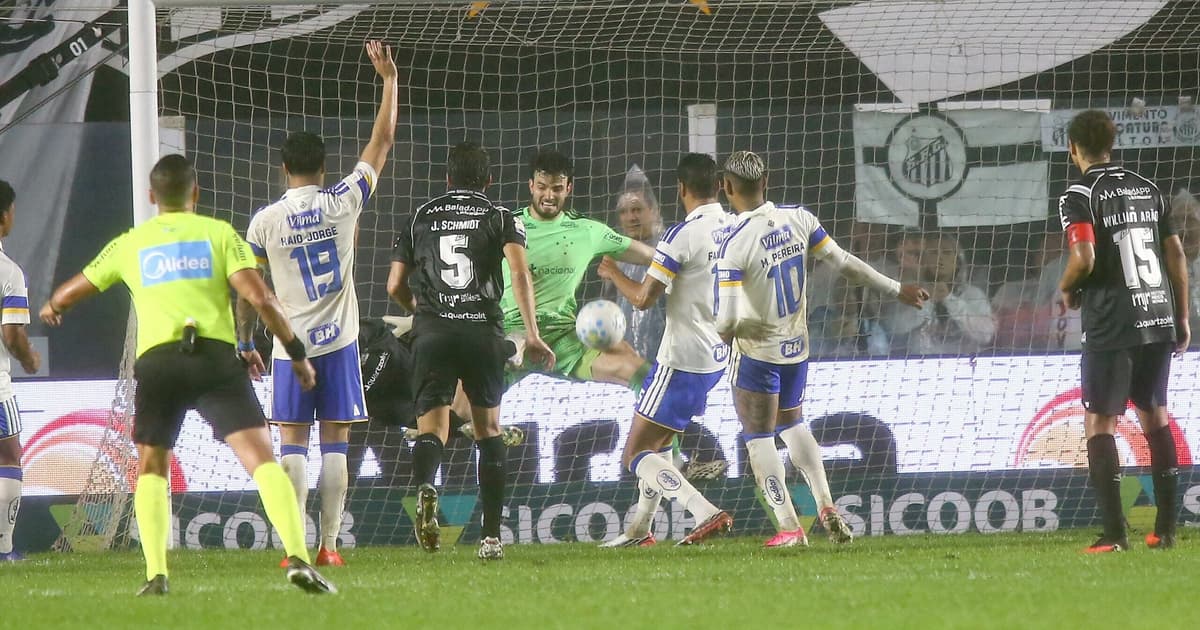 Santos e Cruzeiro: jogo na Vila Belmiro revela mais que o placar apertado