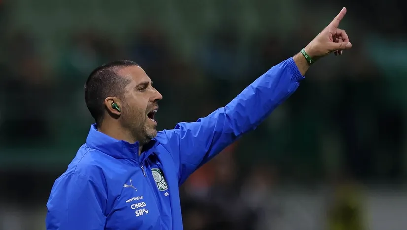 João Martins brilha como técnico interino e guia Palmeiras a vitória no clássico contra São Paulo