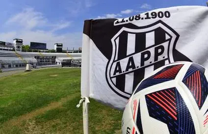 Ponte Preta vive momento tenso e risco de divisão interna preocupa torcida