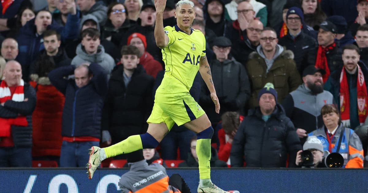 Vasco retoma negociações para contratar Richarlison e agita o mercado
