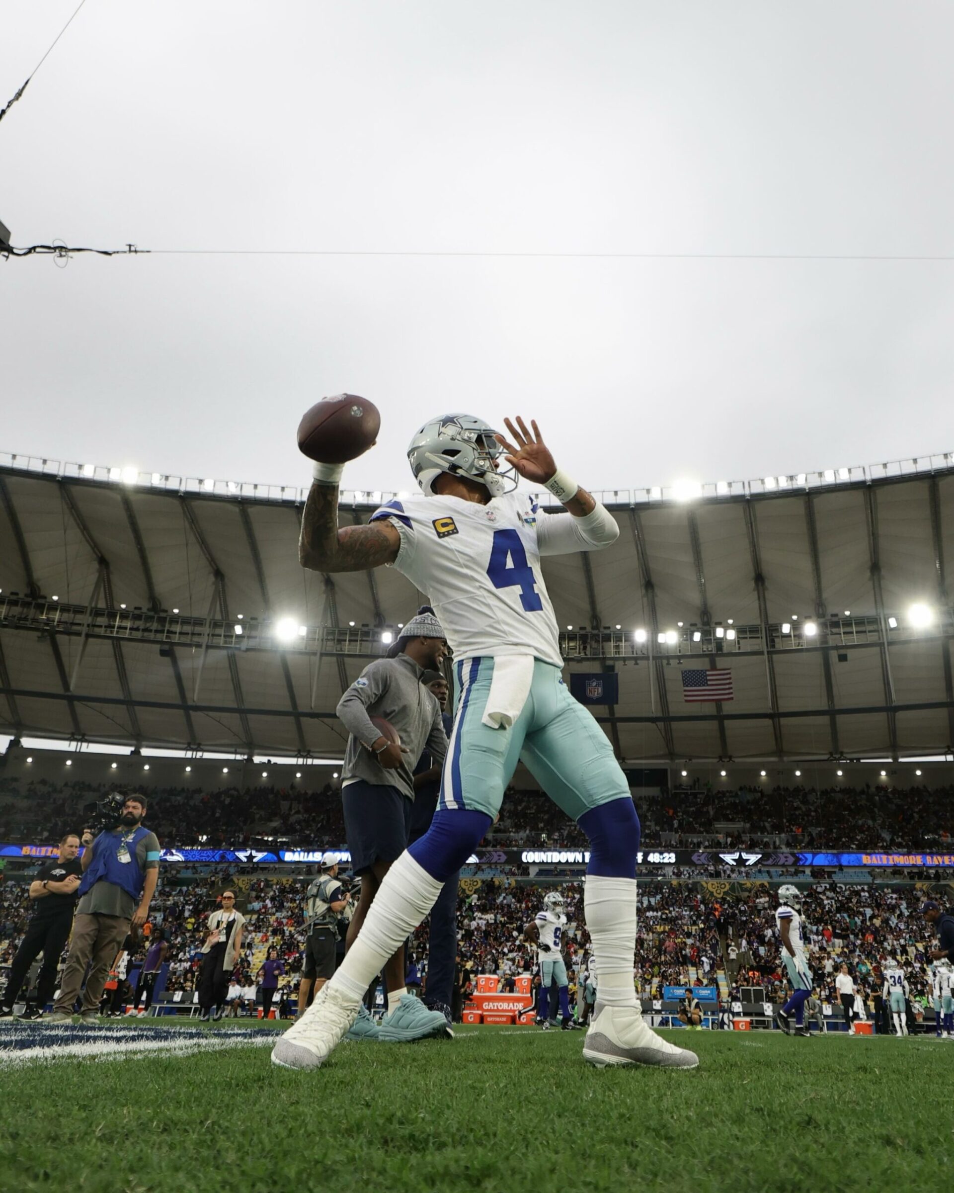 Maracanã lotado para Dallas Cowboys x Baltimore Ravens confirma paixão brasileira pelo futebol americano