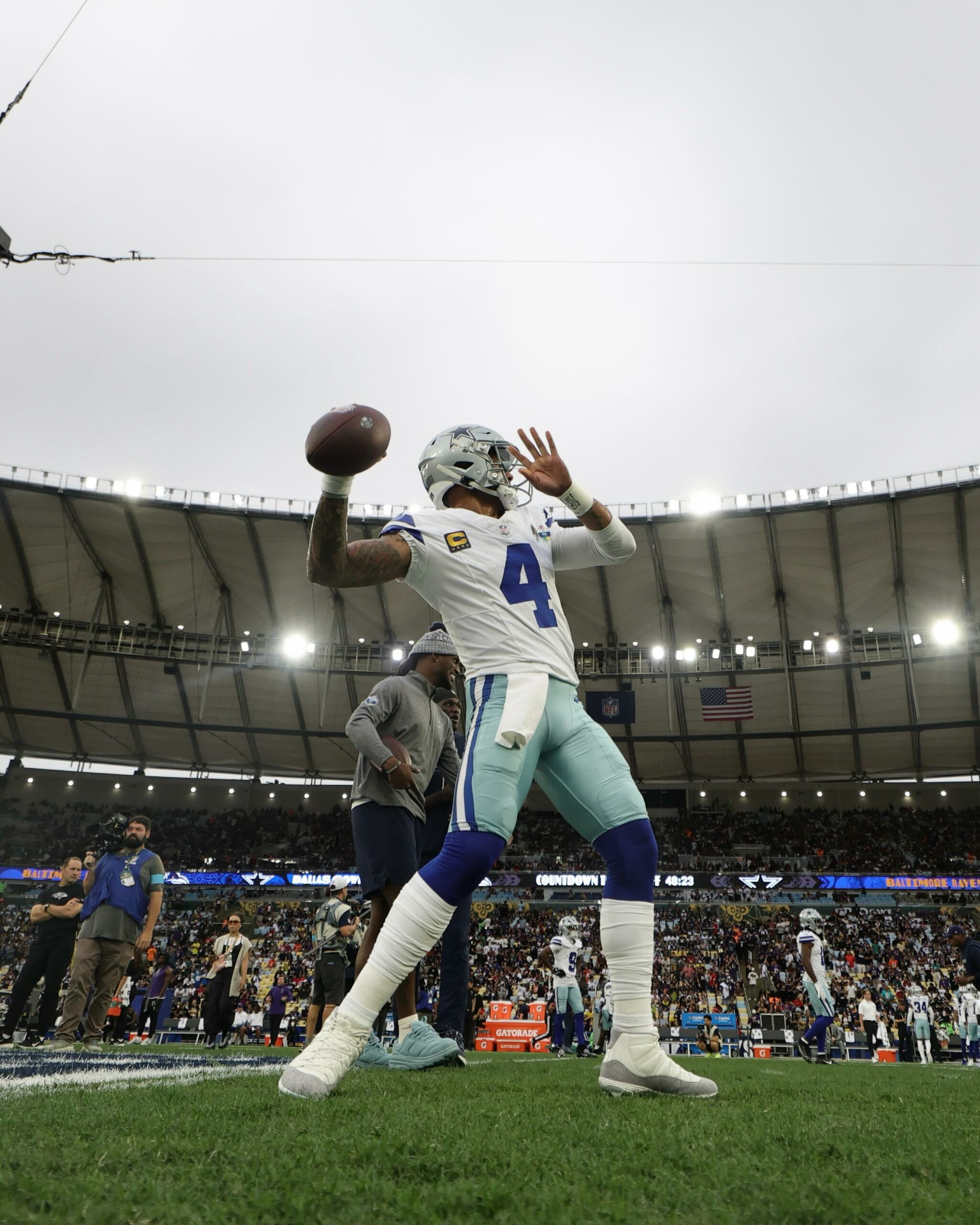 Maracanã lotado para Dallas Cowboys x Baltimore Ravens confirma paixão brasileira pelo futebol americano