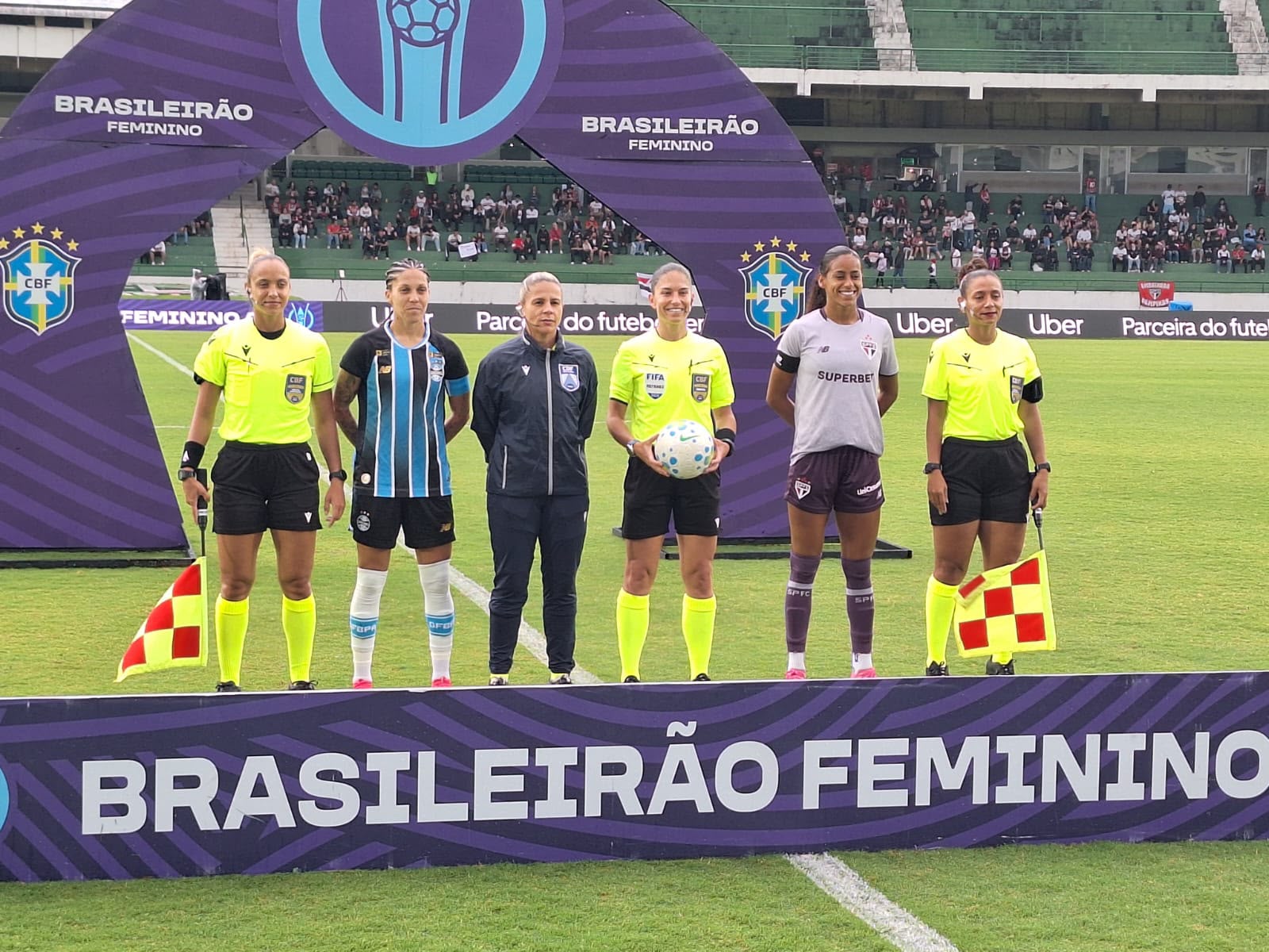 Soliane Oliveira faz história como primeira árbitra roraimense na Série A do Brasileirão