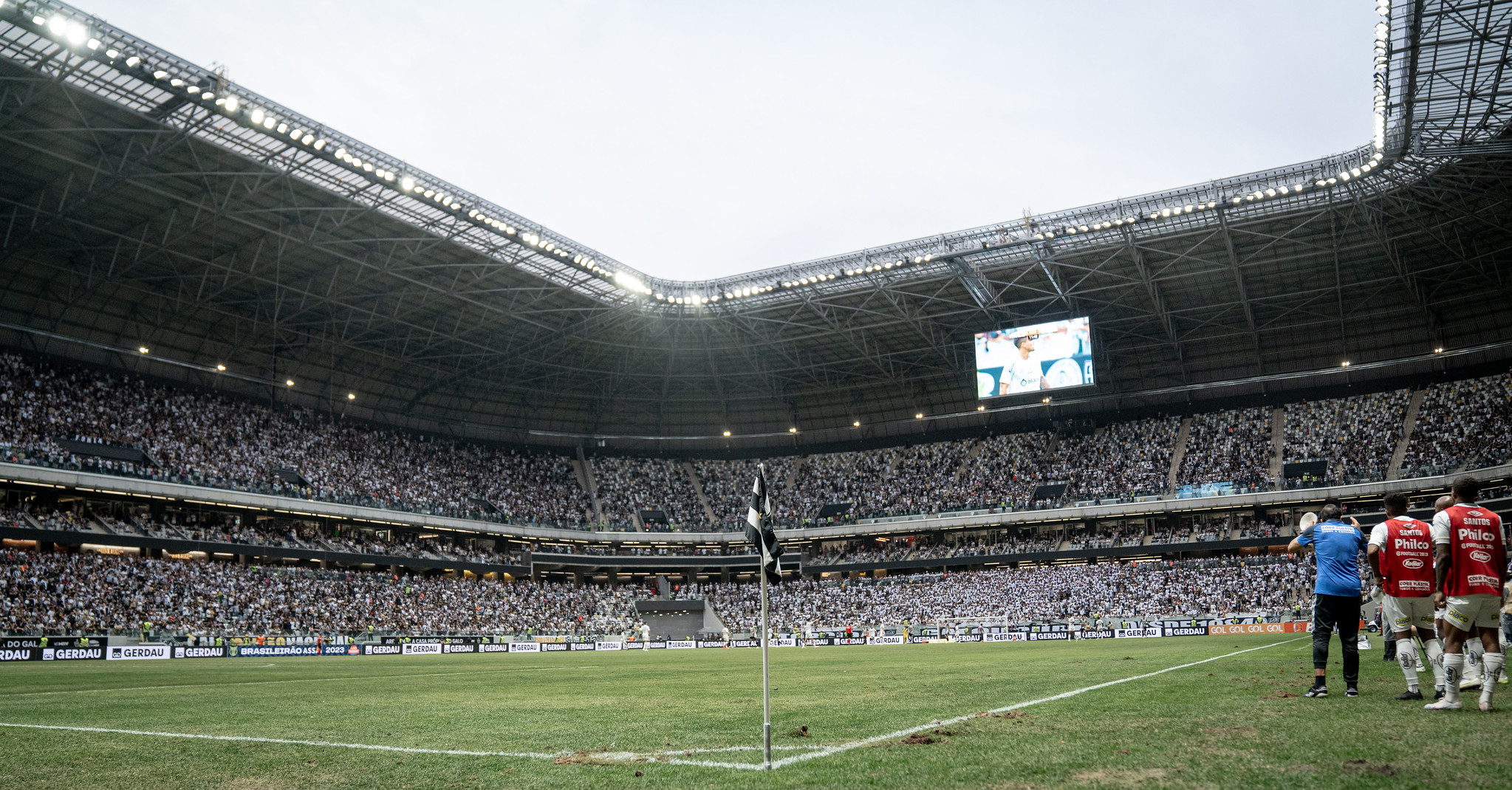 Atlético encara Santos em BH buscando virar a chave na Copa Sul-Americana