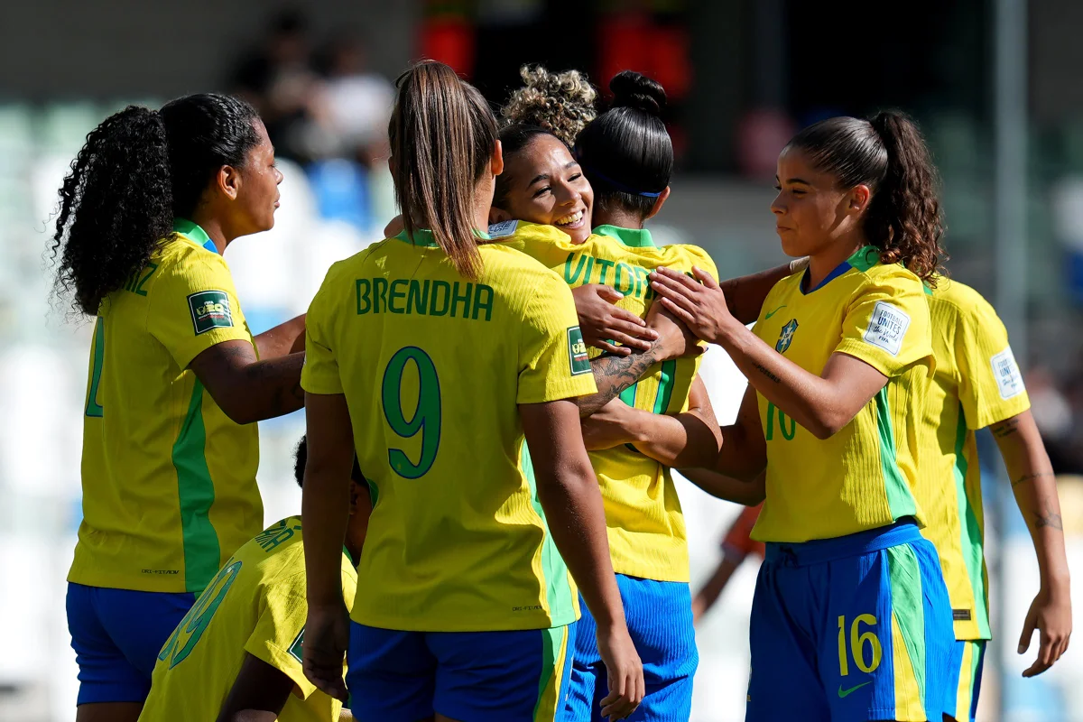Brasil estreia com goleada e marca gol histórico na Copa do Mundo Sub-20 Feminina