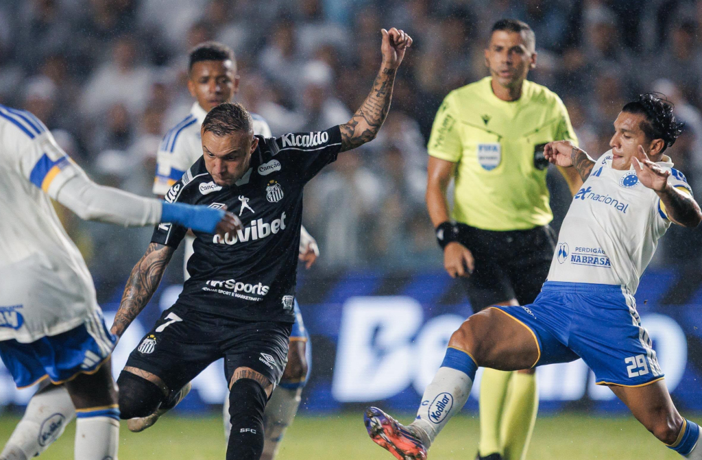 Santos brilha no Brasileirão e vence Cruzeiro com show de Cebolinha